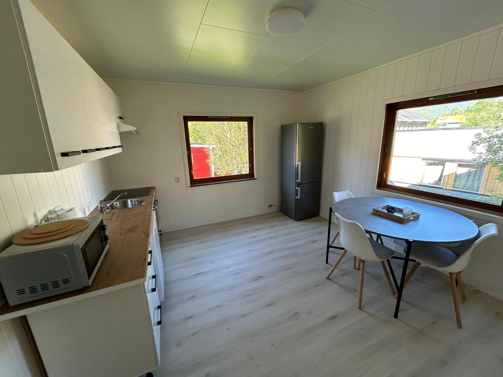 Ferrytale, Cozy, Spacious House On Senja Gryllefjord Buitenkant foto